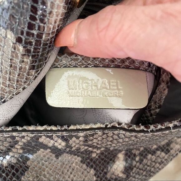 Michael Michael Kors Fulton embossed python leather large hobo shoulder bag - Picture 11 of 12